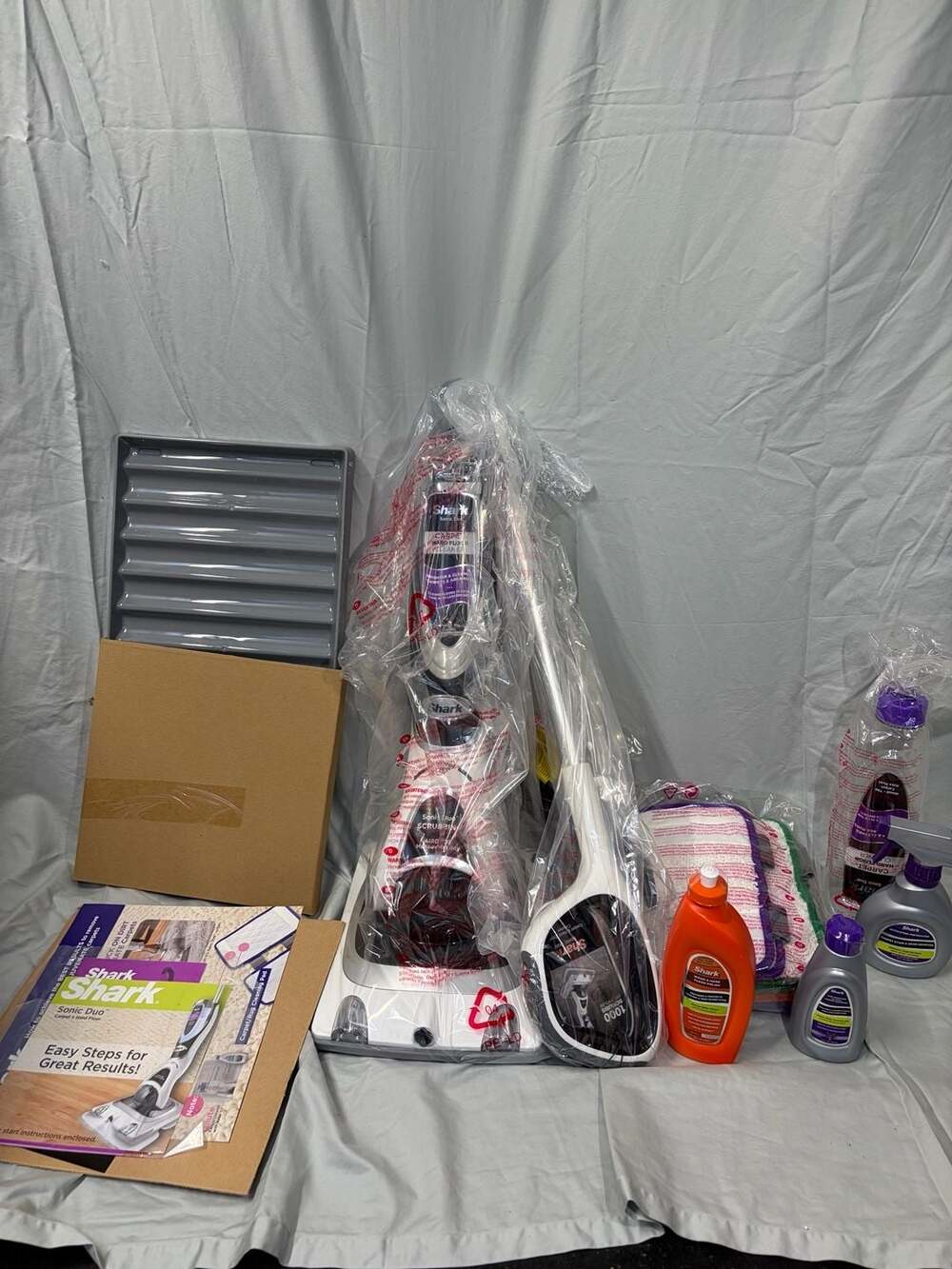 Shark Sonic Duo Carpet,Wood & Hard Floor Cleaning System KD450W 26 w/Accessories